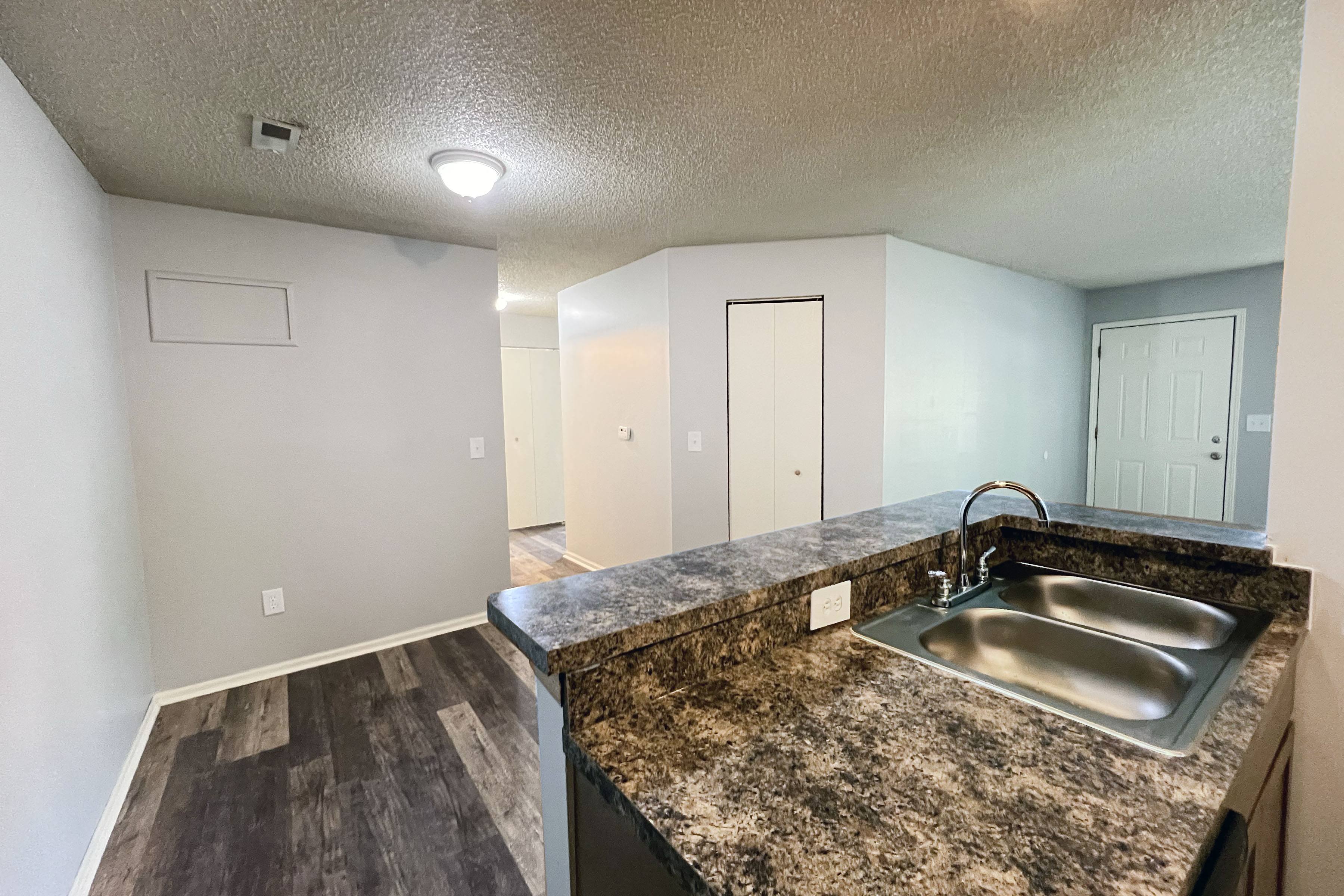 Eagle Crest Apartments Image 30
